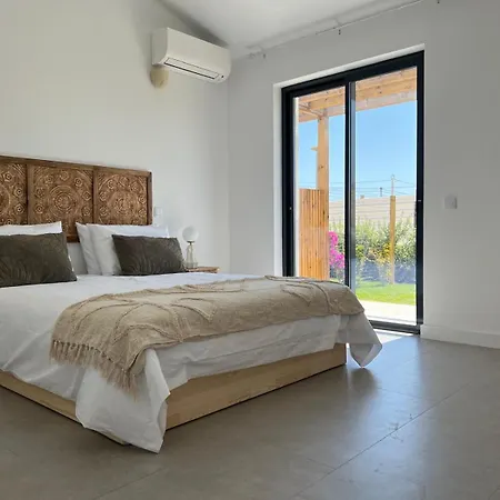 Casa *